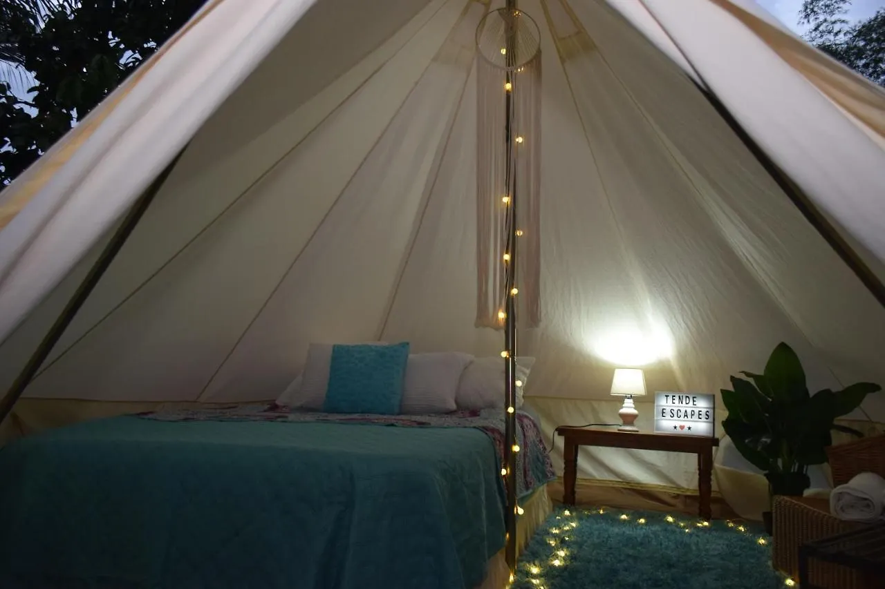 Luxe tent Tende Escapes Glamping II Hotel Maracas Bay Village